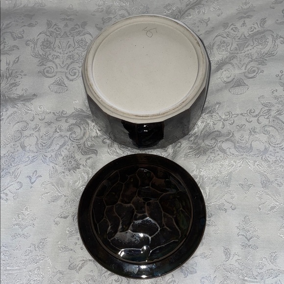 Vintage Dark Ceramic Lidded Jar - Picture 3 of 6